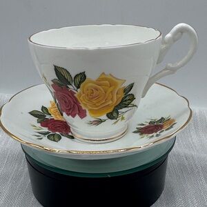Royal Ascot Bone China Teacup and Saucer made in England yellow & pink rose VTG